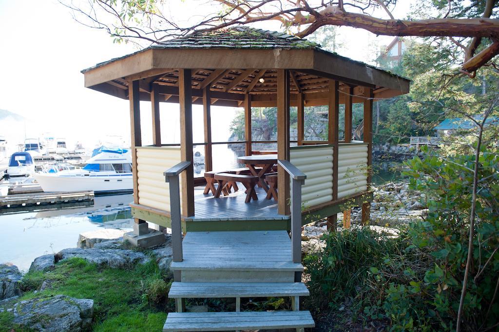 Pender Harbour Resort & Marina Garden Bay المظهر الخارجي الصورة