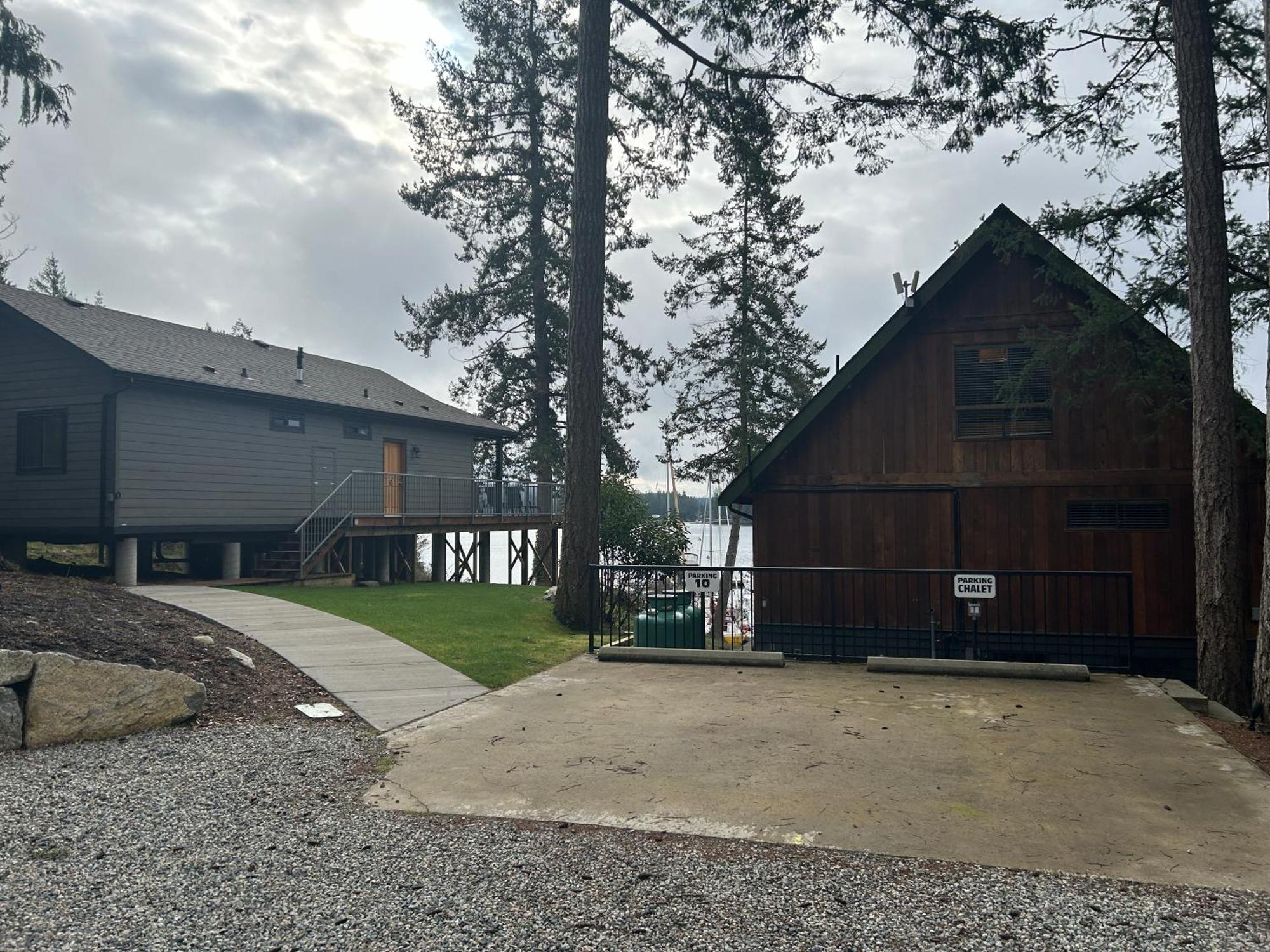 Pender Harbour Resort & Marina Garden Bay المظهر الخارجي الصورة